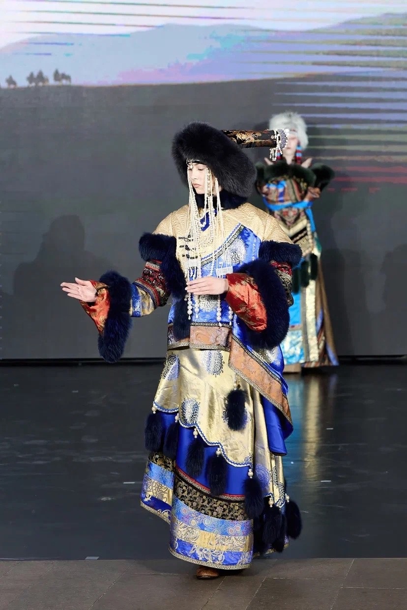 Иванова Ксения участница IV Художественно-промышленной выставки-форума «Уникальная Россия»